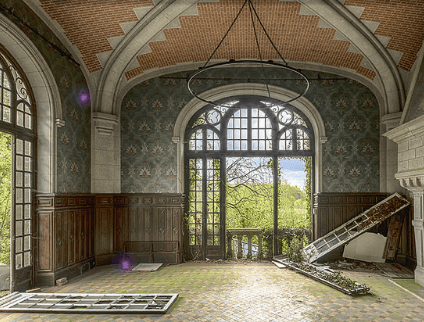 Play Upside Down Asylum